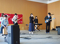 ギターって楽しい！はじめの一歩レッスン